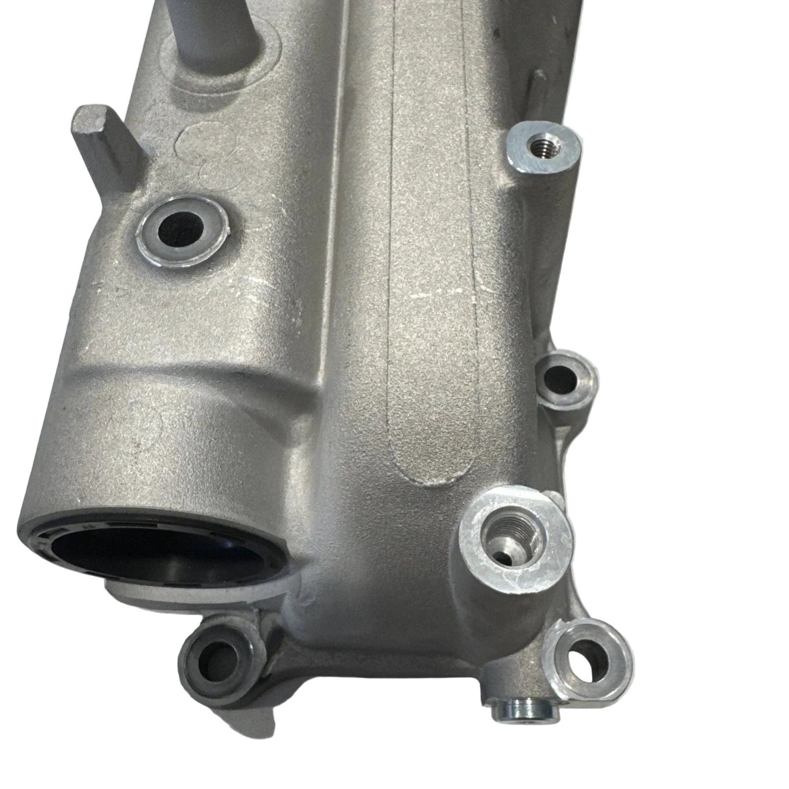 7096633C91 Genuine International Intake Manifold Assembly