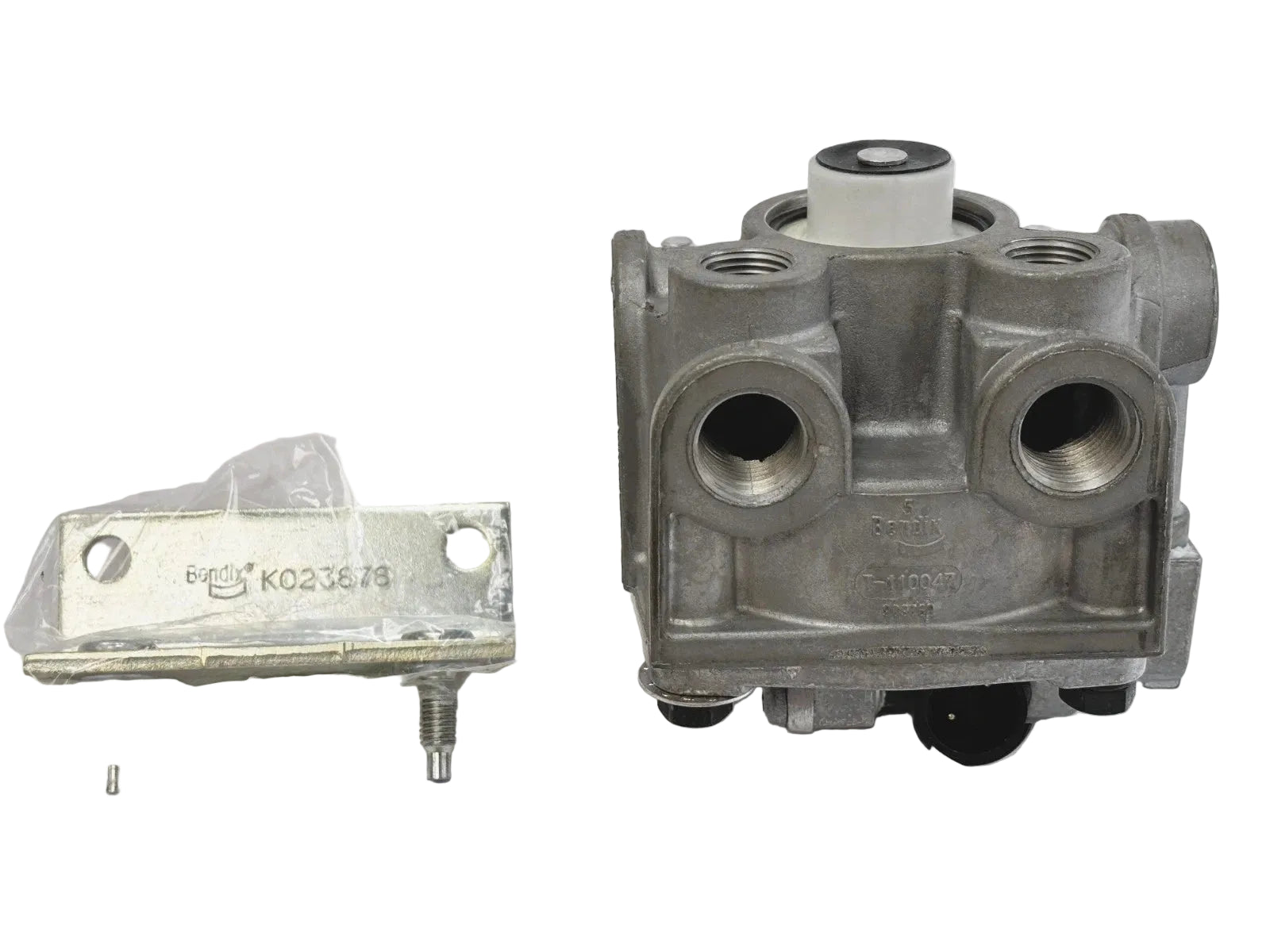 K070962 Genuine Bendix Brake Relay Traction Valve 4.0 Psi 12-Volts