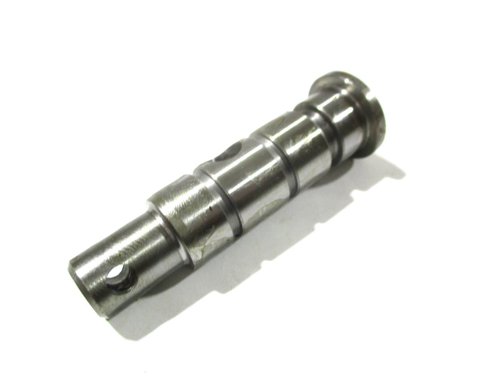 Genuine Kubota Sub Spool Hydraulic Cylinder Cap 66404-36600