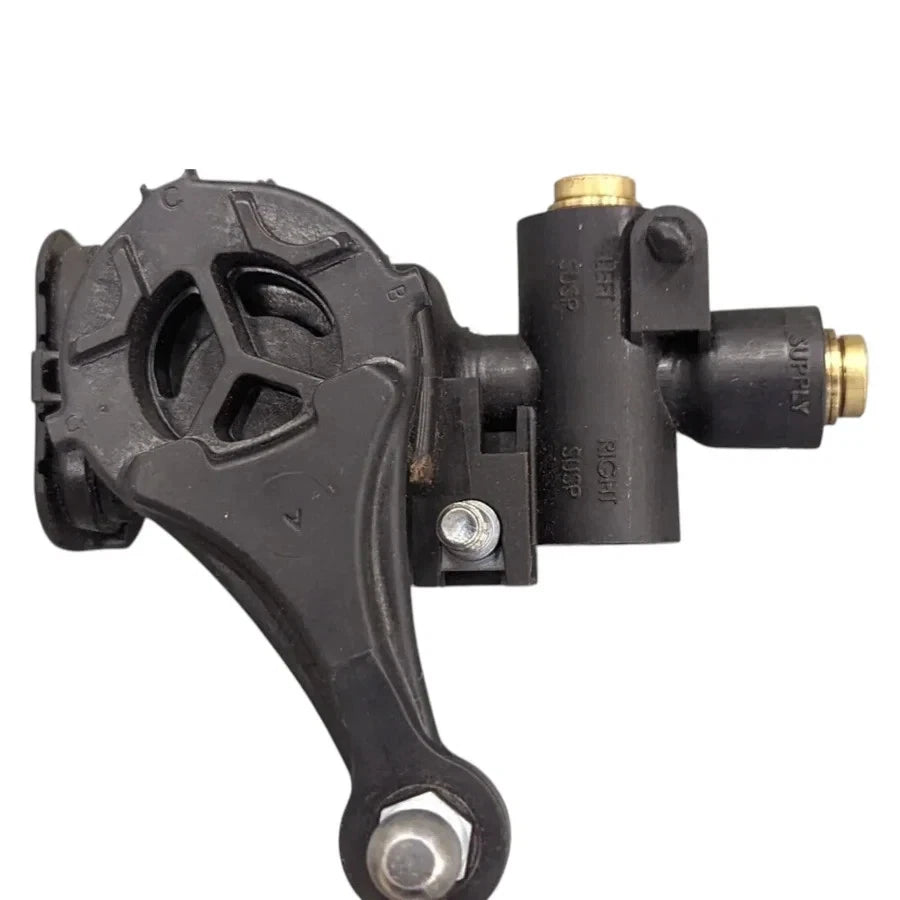 2516633C1 Genuine International Height Control Valve