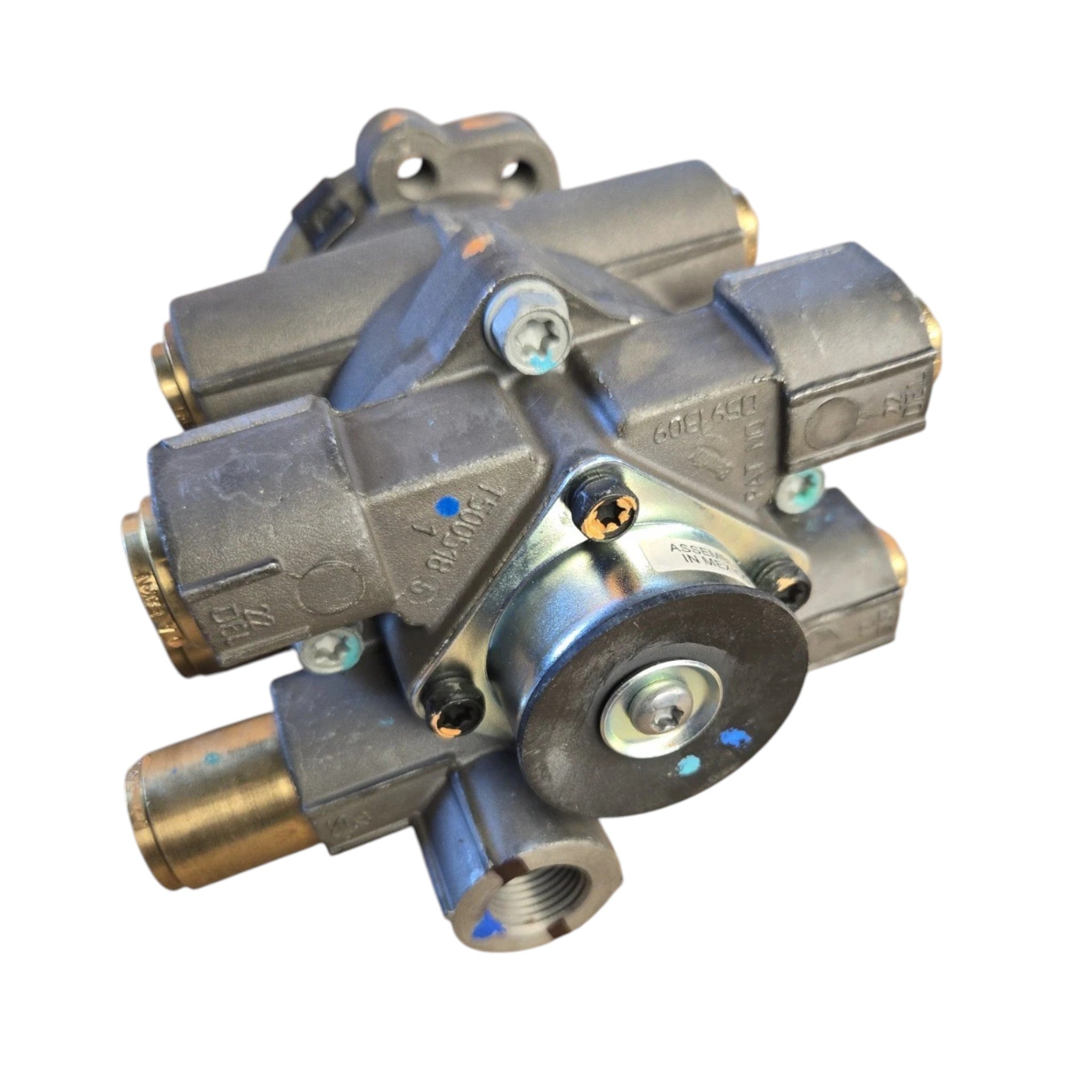 2506077C92 Genuine International Foot Brake Valve