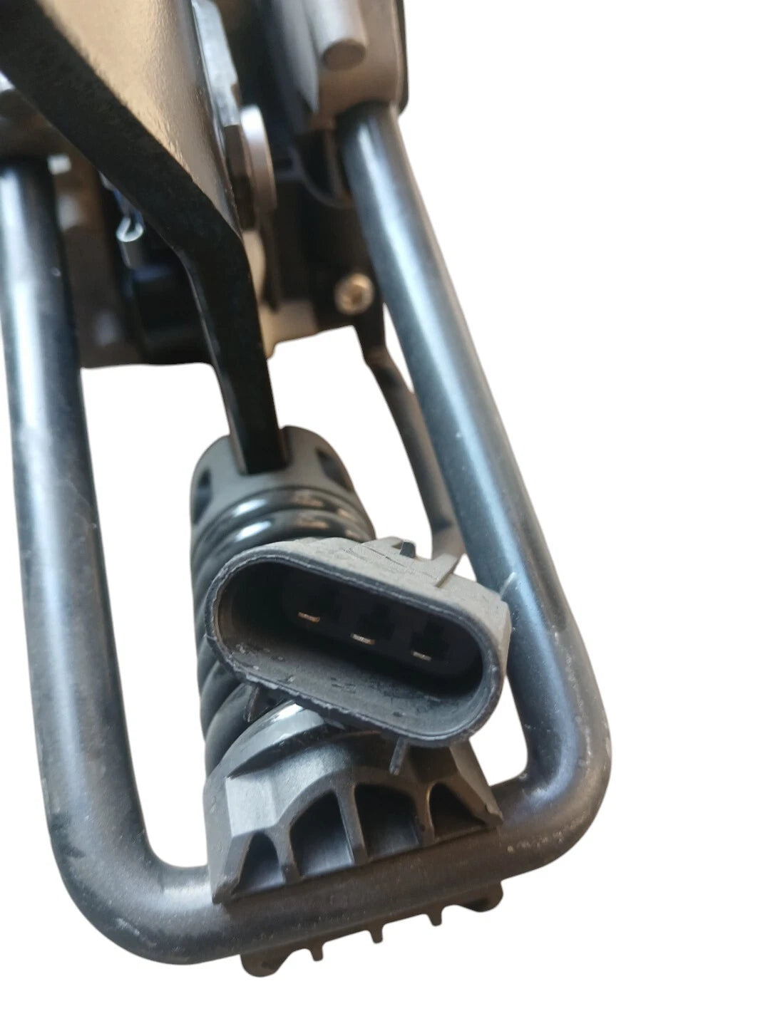 A02-14083-000 Genuine Freightliner Clutch Pedal