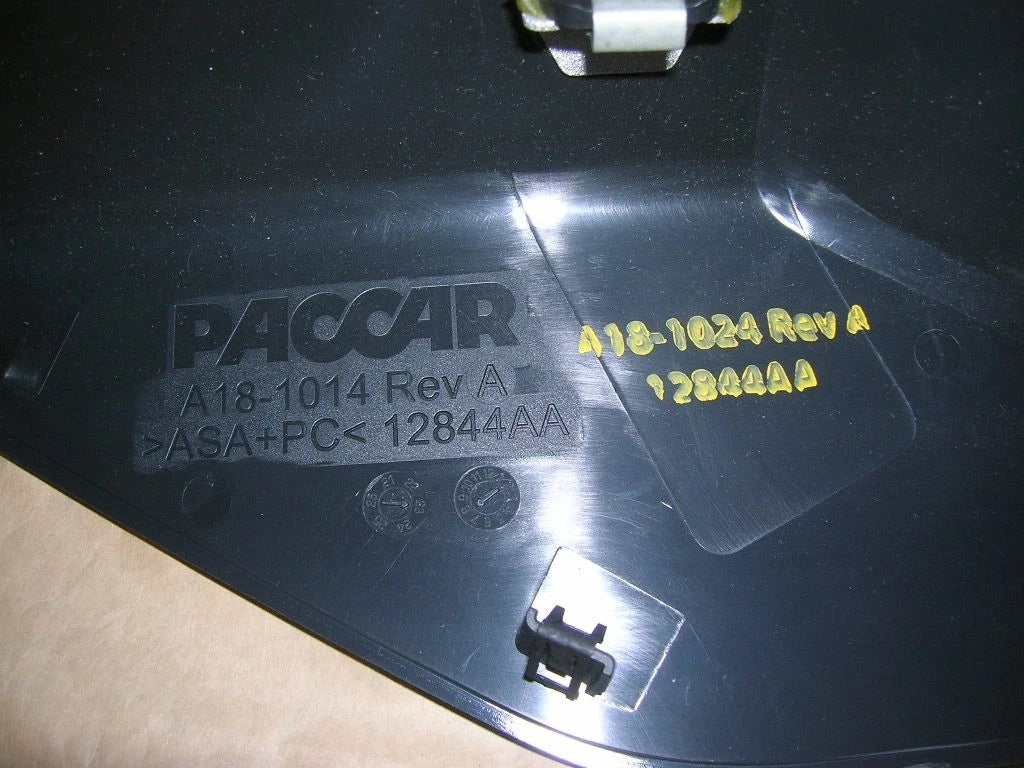 A18-1024 Genuine Peterbilt Forward Fairing Bezel