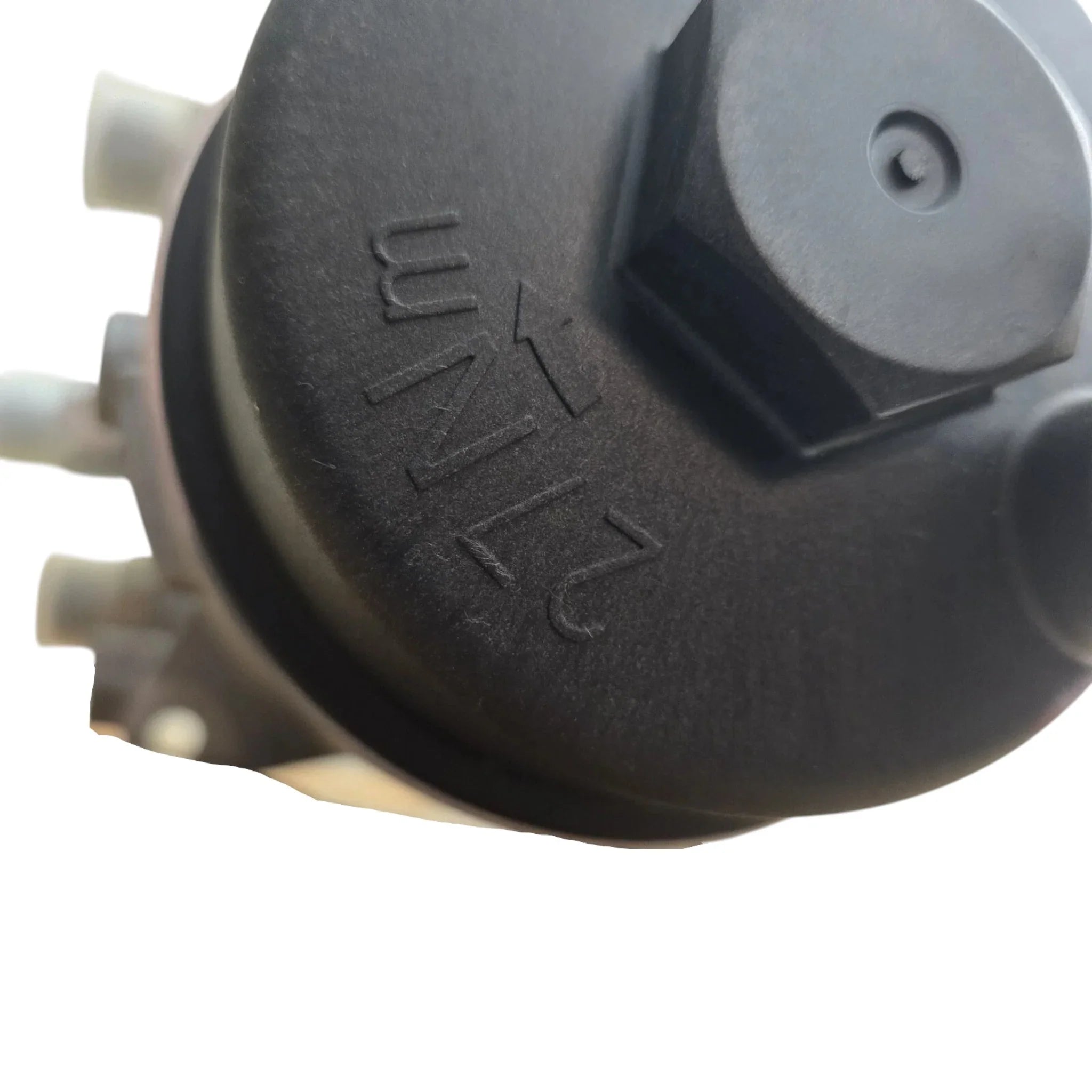 1876338C91 International Fuel Filter Housing Assembly