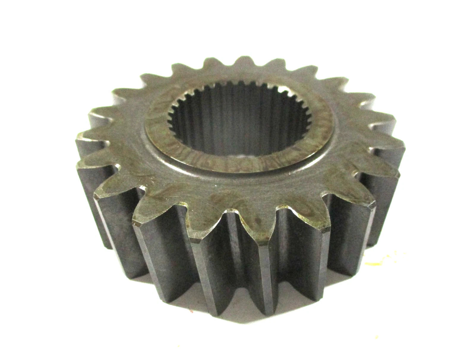 Genuine OEM Kubota PTO Drive Shaft Gear 21 M8950 36730-28852