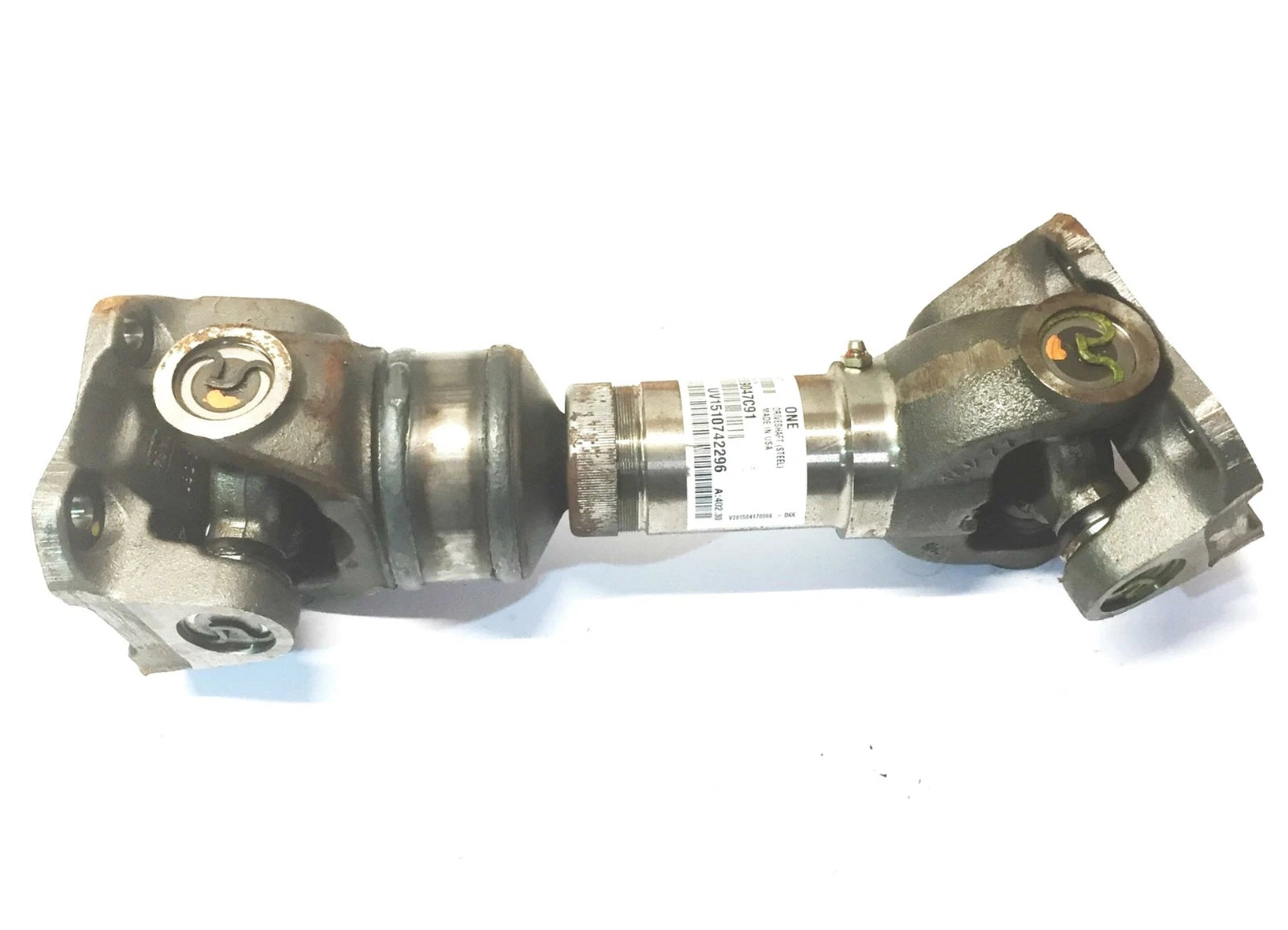 2589047C91 Genuine International Driveshaft Assembly