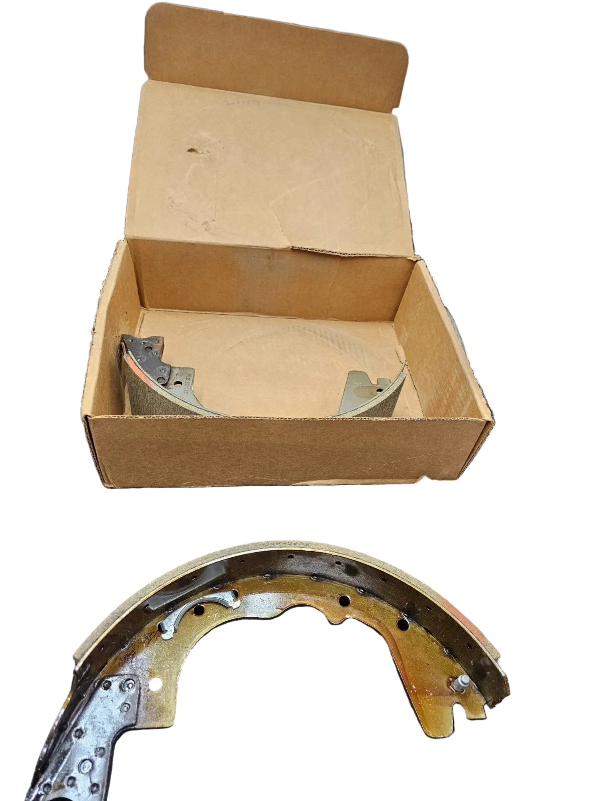 2605826C92 Genuine International Brake Shoe Fits