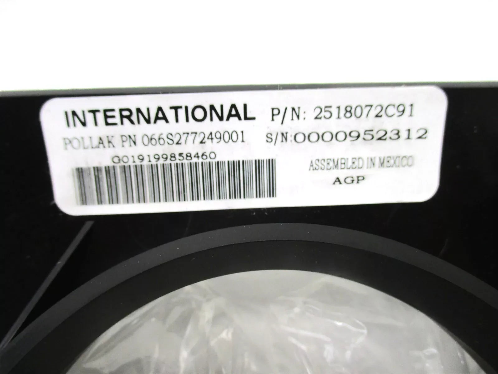 2518072C91 Genuine International Gauge Panel