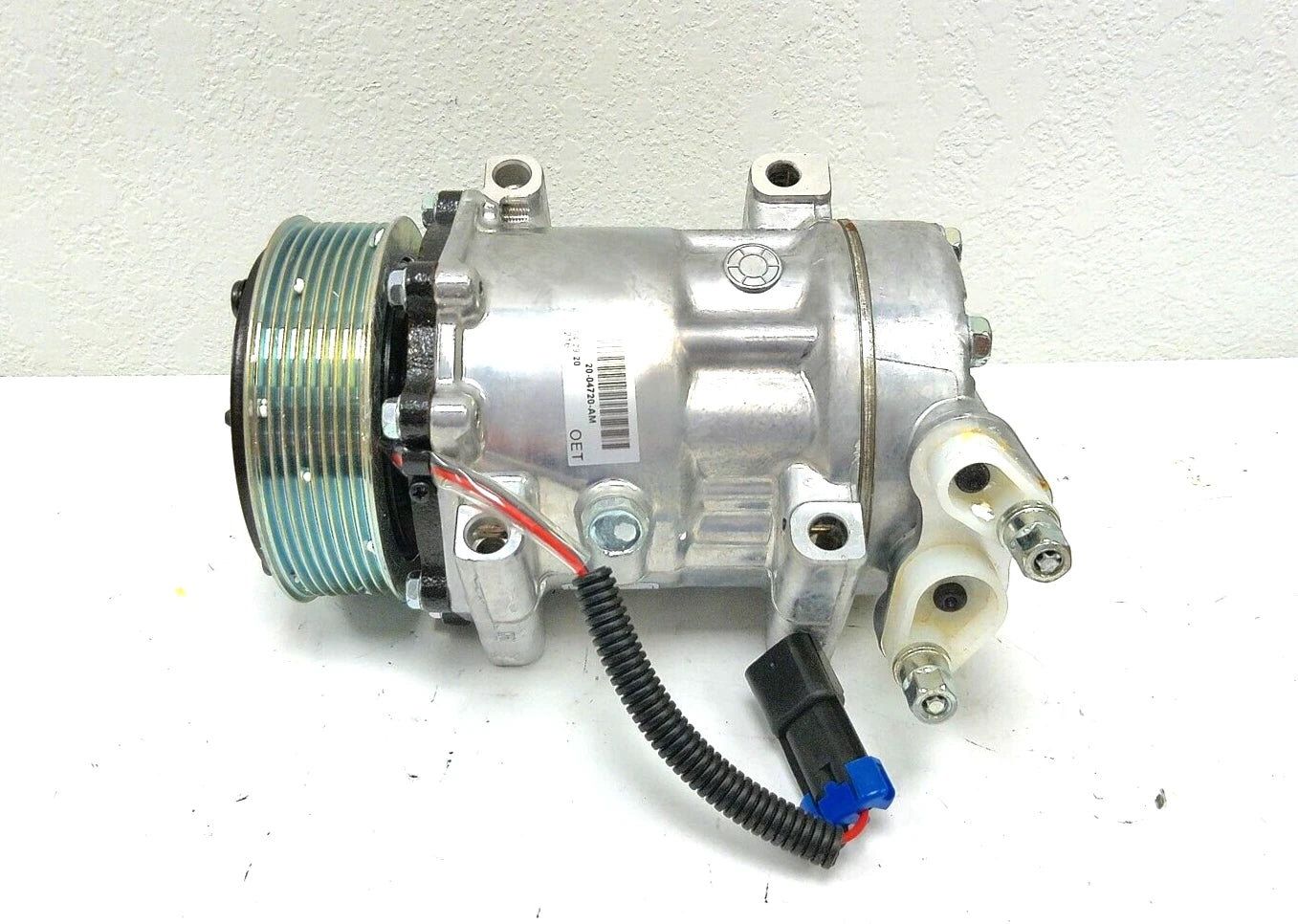 New Fleetrite A/C Compressor 12V SD7H15E 119MM 8 Groove