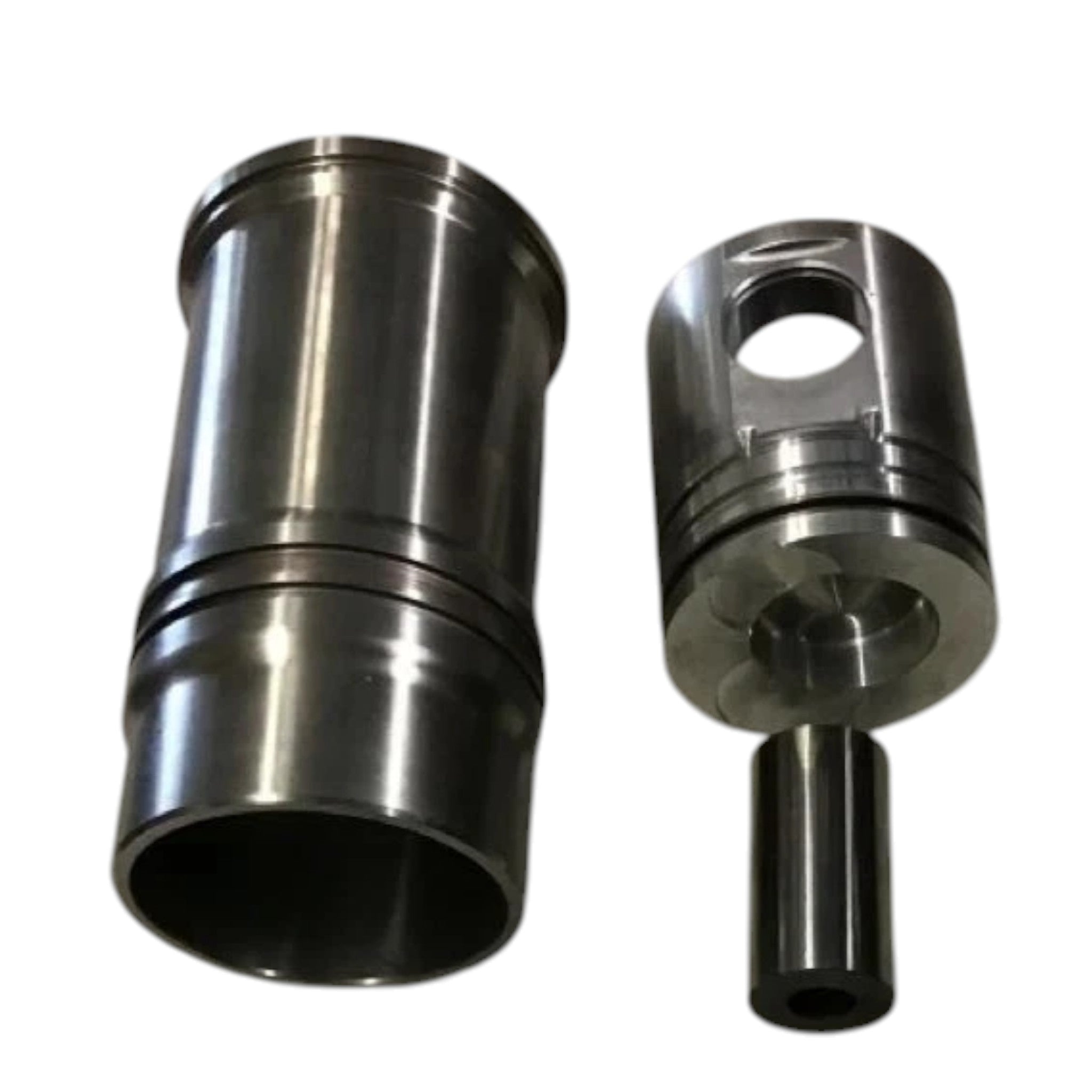 1822332C92 Genuine International Piston Ring And Sleeve Kit