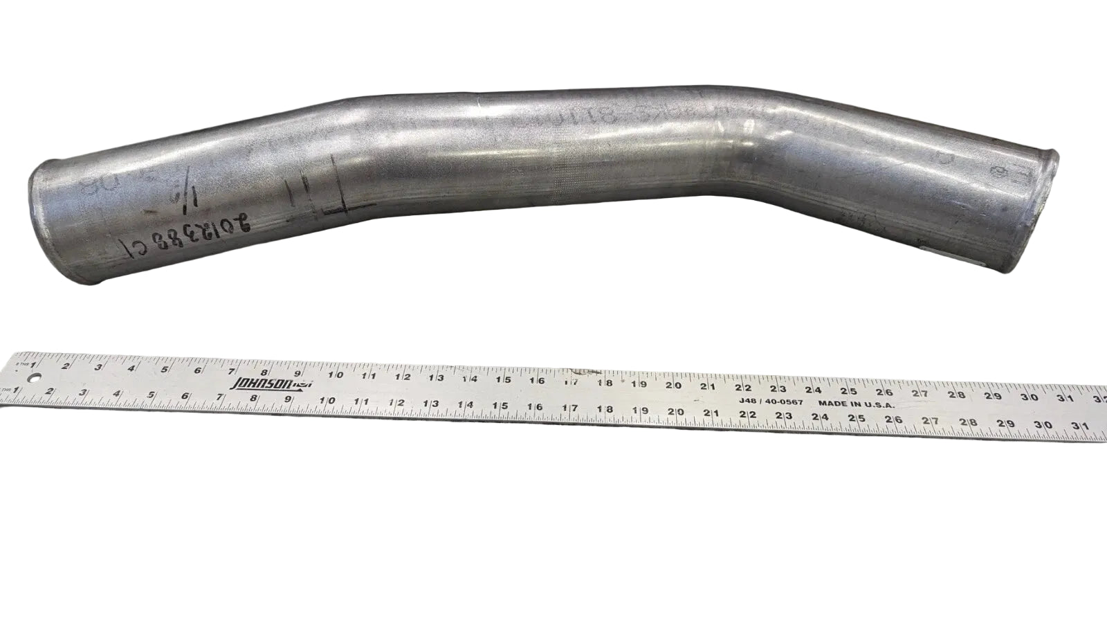 2012388C1 International Pipe charge Air Cooler To Engine