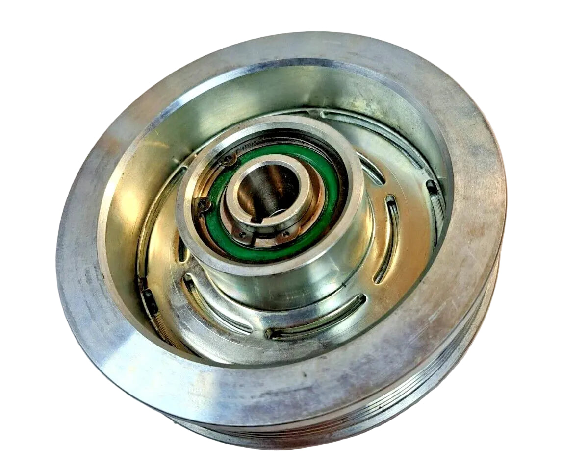 2597637C91 Genuine International AC Compressor Clutch Pulley Groove Q-6, 12V