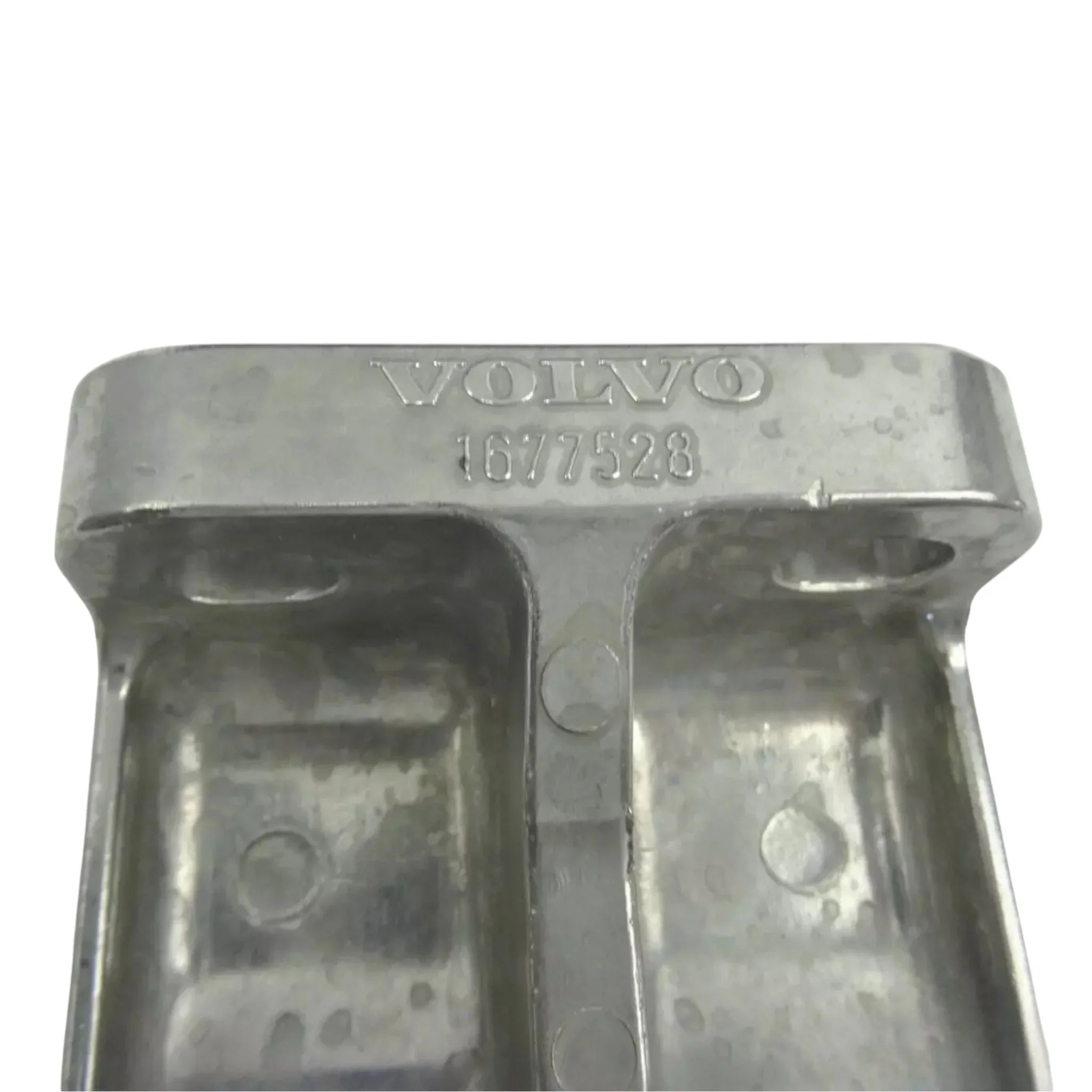 1677527 Genuine Mack Housing - Truck To Trailer