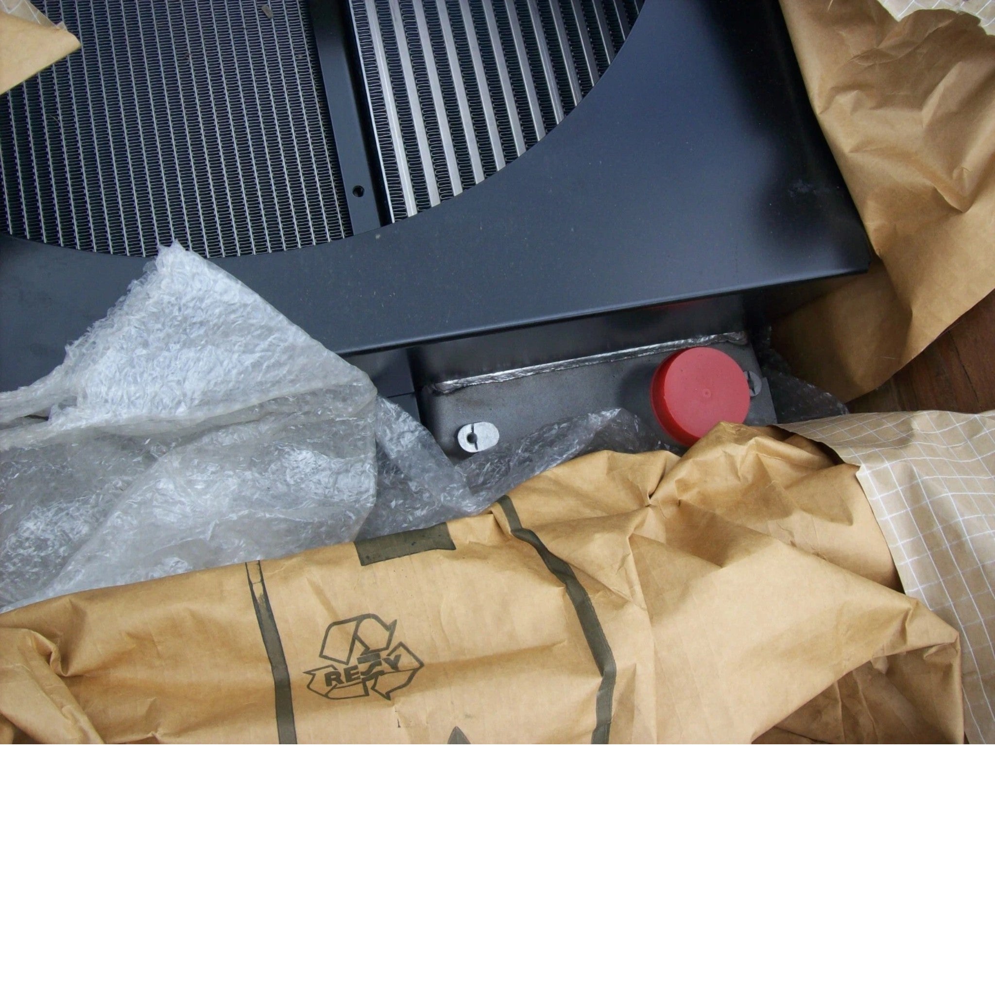 2758174 Genuine CAT Radiator