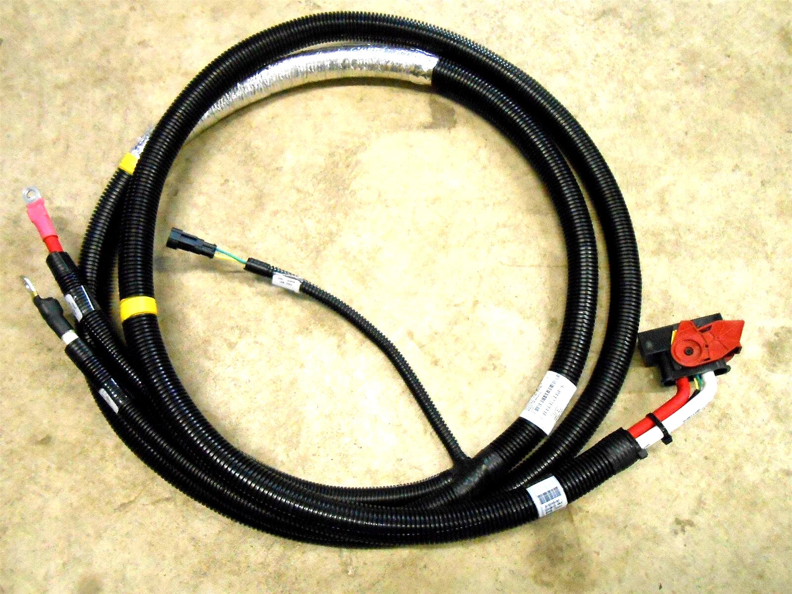 Genuine OEM PACCAR Peterbilt Battery Cable Wire Harness