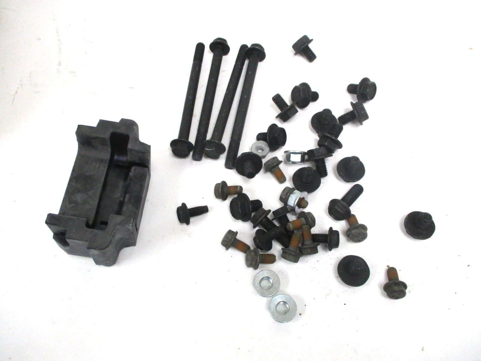 New OEM International Radiator Mounting BRACKET/HARDWARE Kit