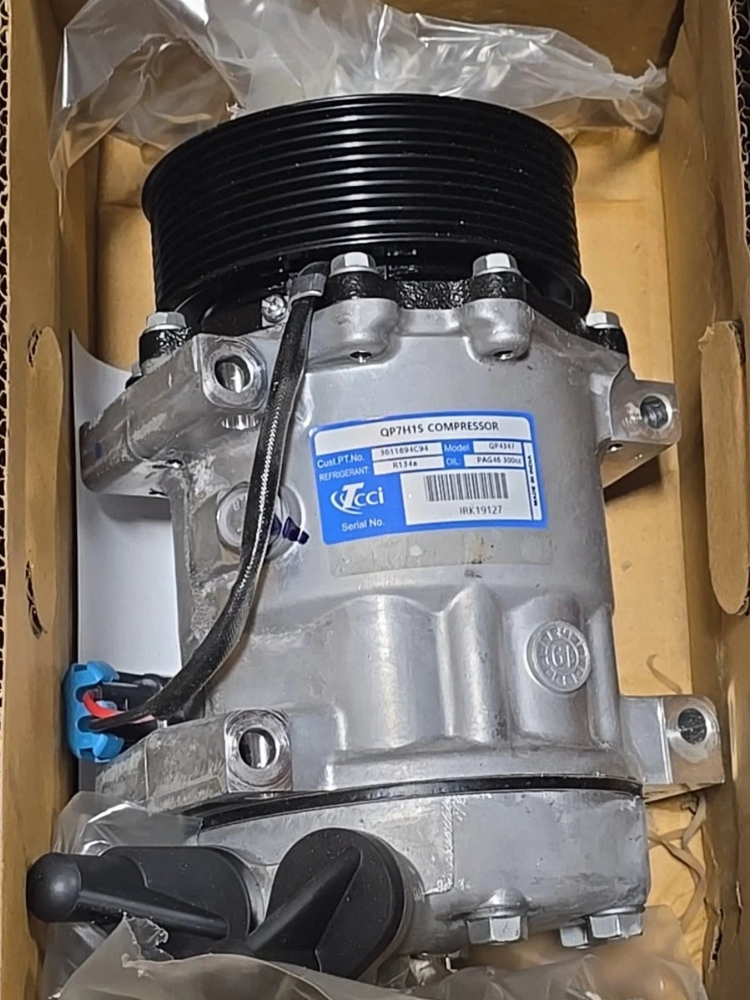 3611894C94 International A/C Compressor