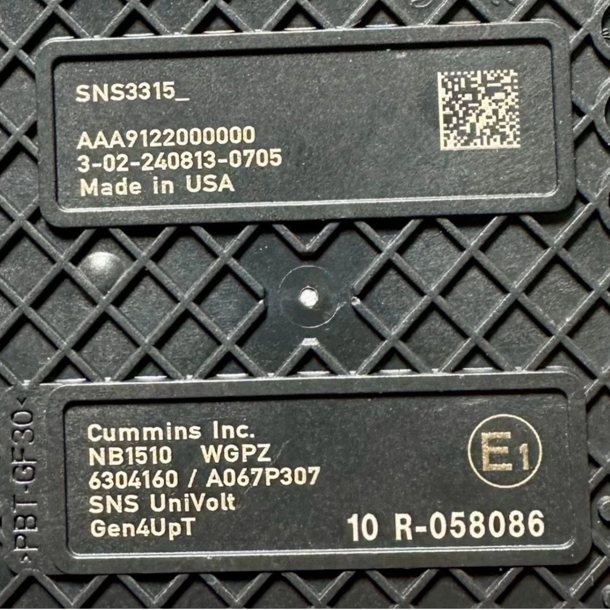 5679700NX Genuine Cummins Nitrogen Oxide Sensor