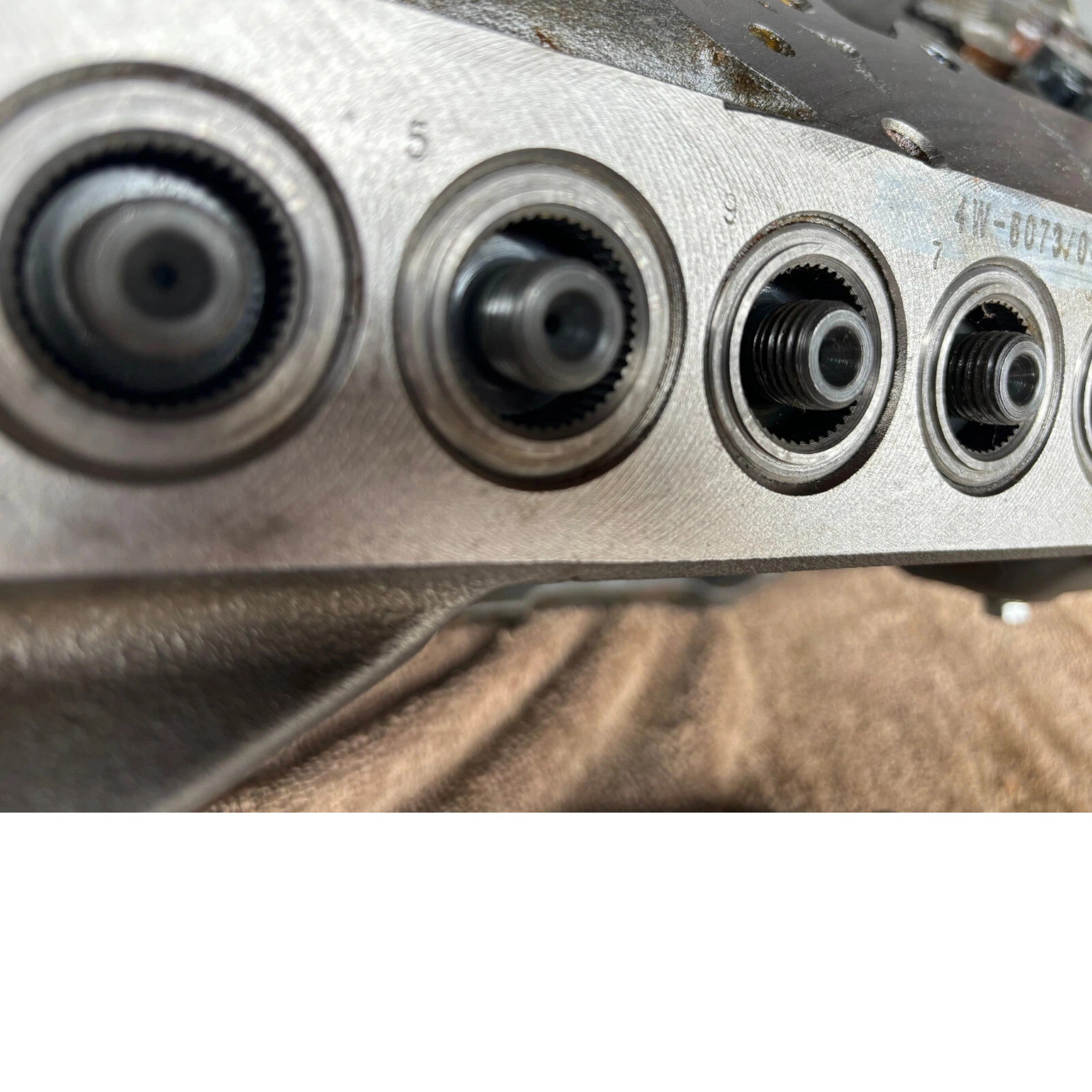 4W6073 Genuine Caterpillar Fuel Injection Pump