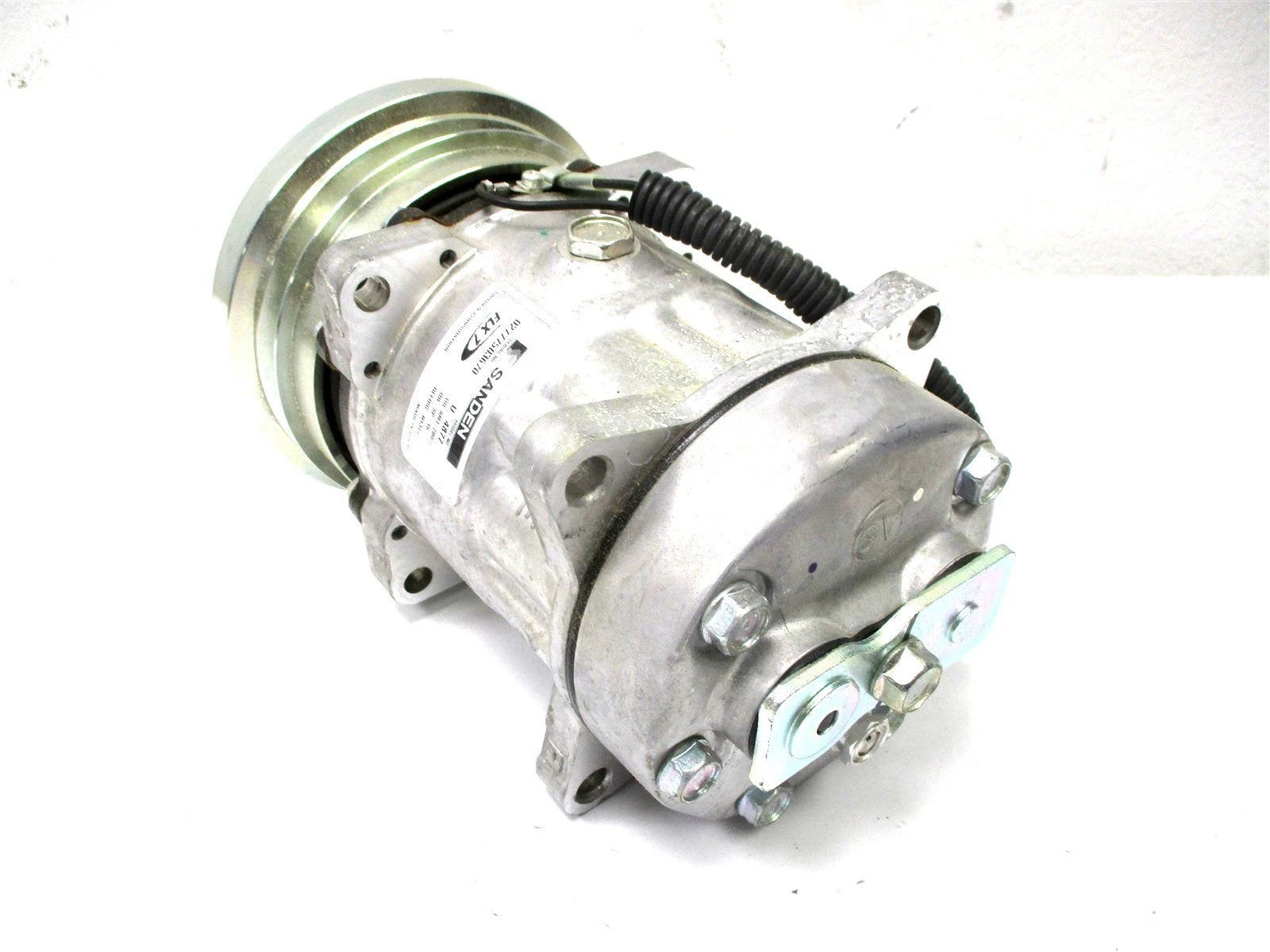 New for Alliance A/C Compressor 7H15FLX 24V 4877