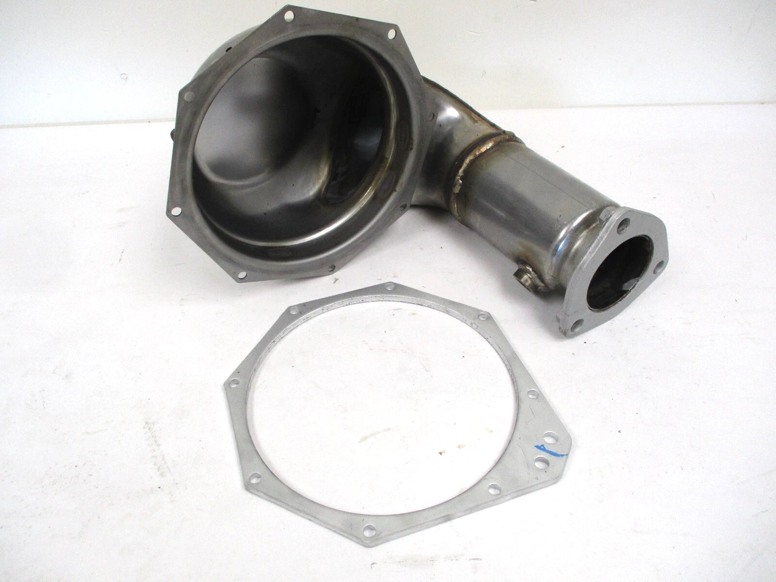 OEM Isuzu Exhaust Chamber Assembly Npr Ftr 2011+