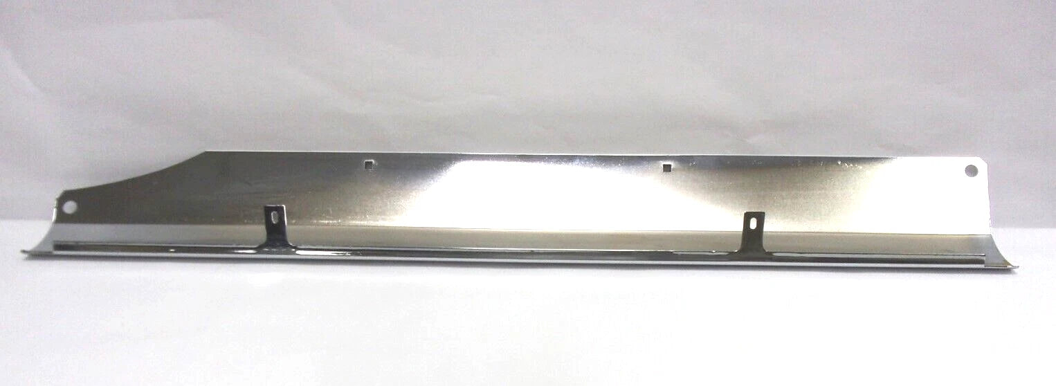 New International Left Chrome Grille Trim Panel 9300 9400