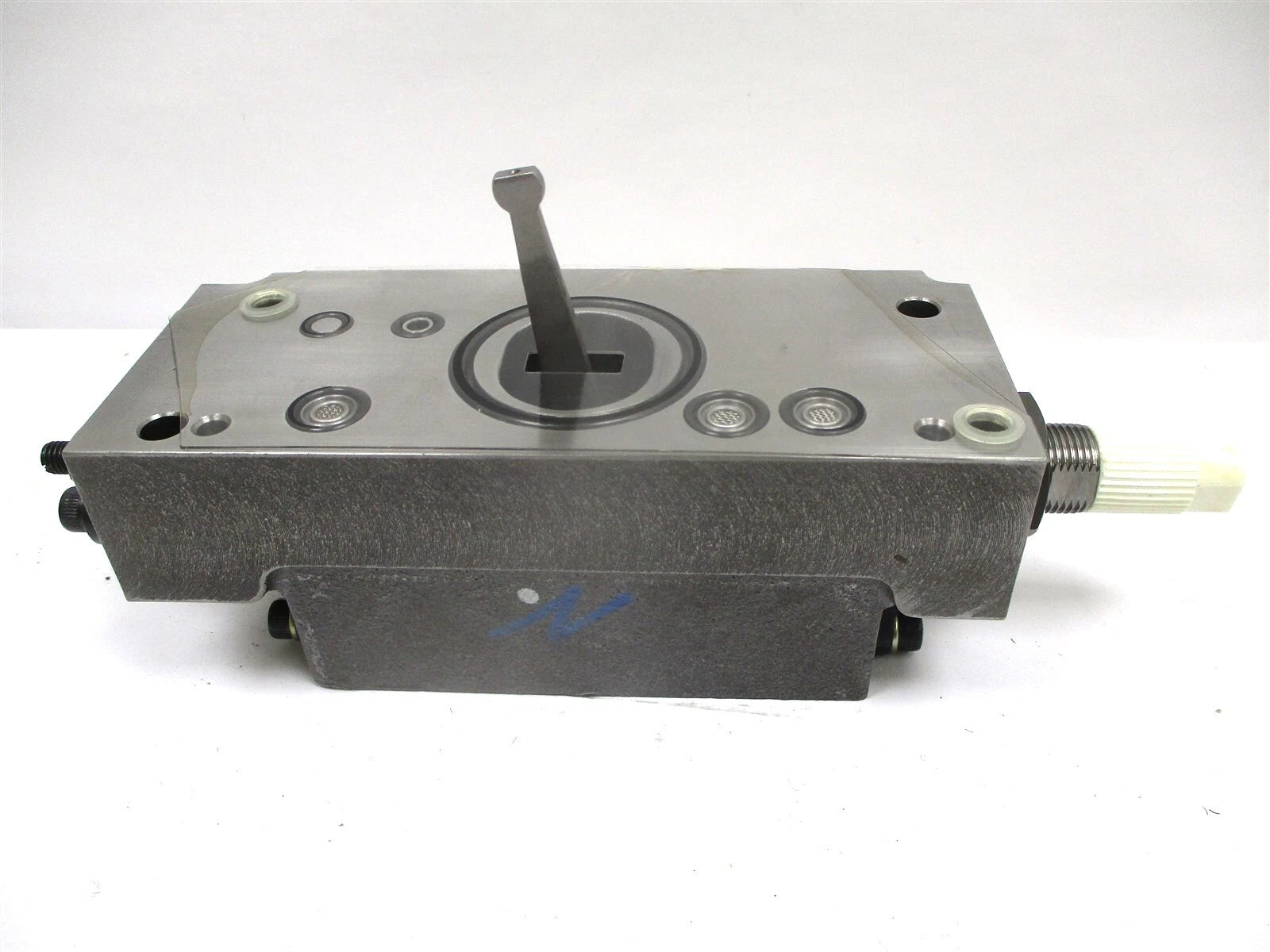 New Genuine Main Hydraulic Pump Servo Valve for Komatsu PC1800-6