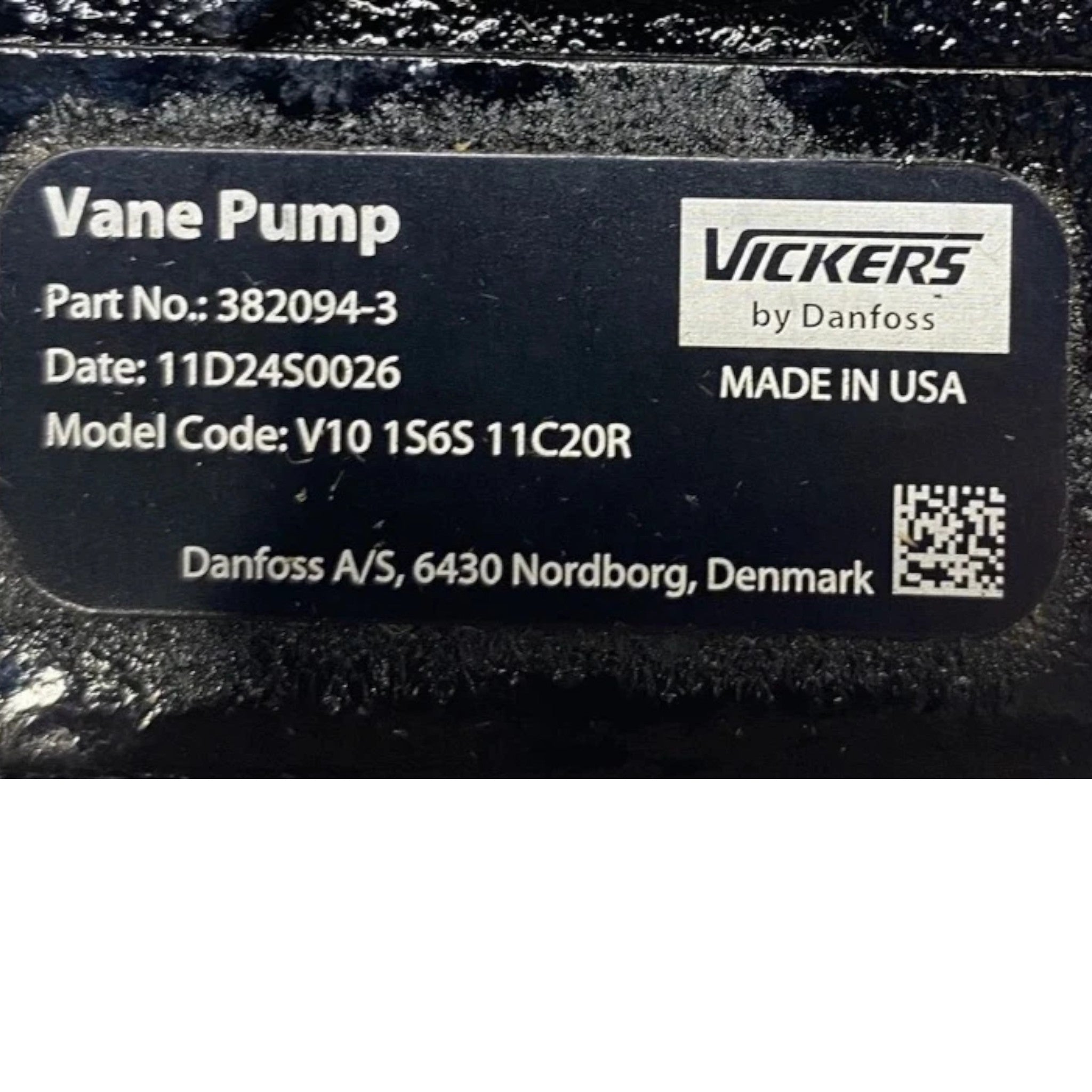 3820943 Danfoss Hydraulic Vane Pump 2200PSI