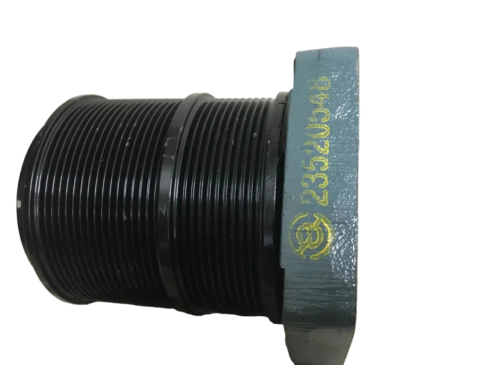 DDE23520548 Genuine Detroit Diesel Alternator Drive Assembly