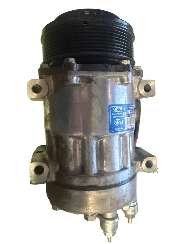 3628700C4 Genuine International A/C Compressor