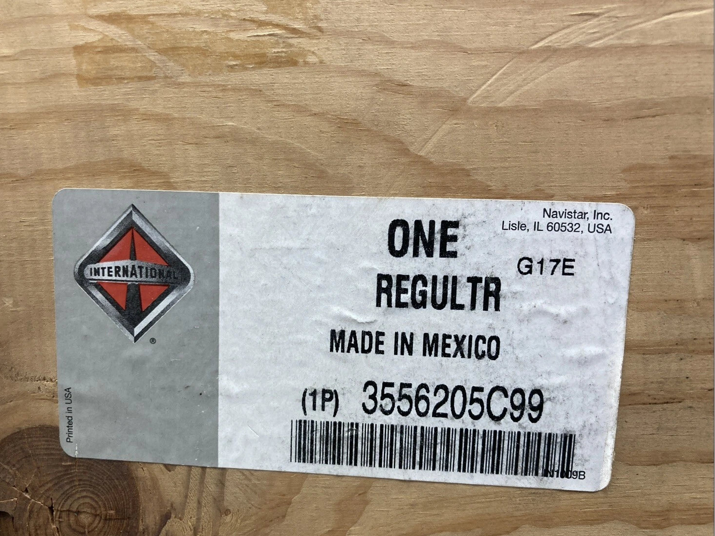3556205C97 Genuine International Regulator