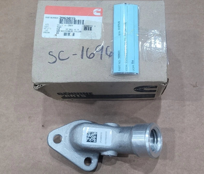 3965015 Genuine Cummins Oil Filler Connection