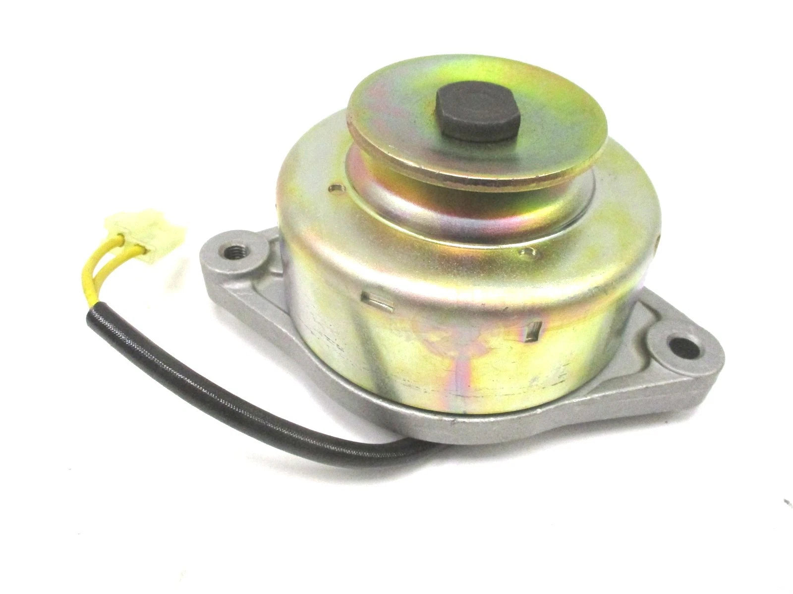 Genuine Kubota Dynamo Z482 12V 18A 15868-64010 19844-64011