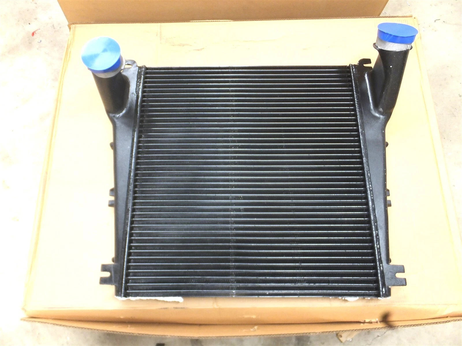 AV-Tekk Charge Air Cooler for Freightliner FL50 FL60 FL70 FL80