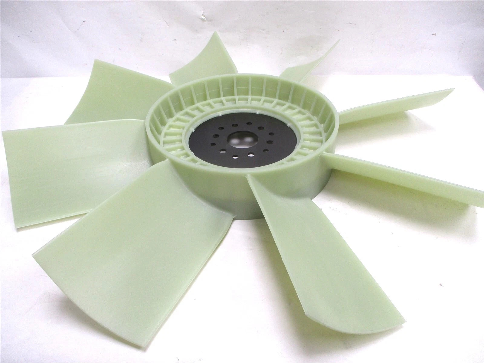 New *oem* International Engine Cooling Fan BorgWarner