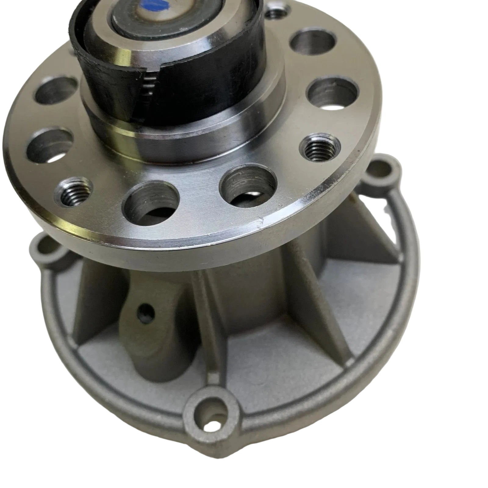 1843723C91 Genuine International Water Pump Assembly