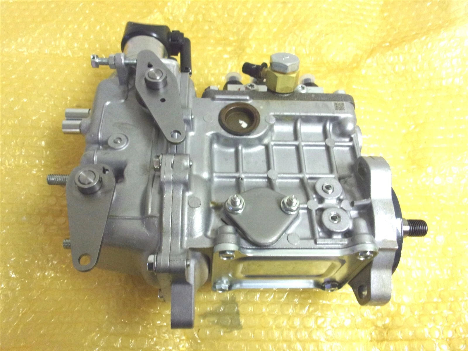 Genuine OEM Kubota Injection Pump Kit V3300 - Configuration 2
