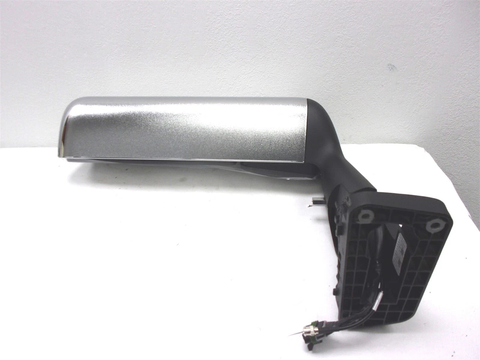 New International LH Rear View Mirror Chrome Cb Heat Aat