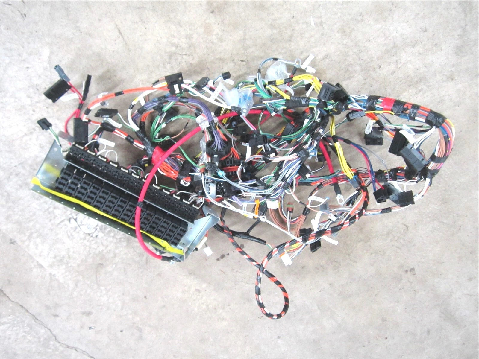 New OEM International Main Wiring Cab Base Harness