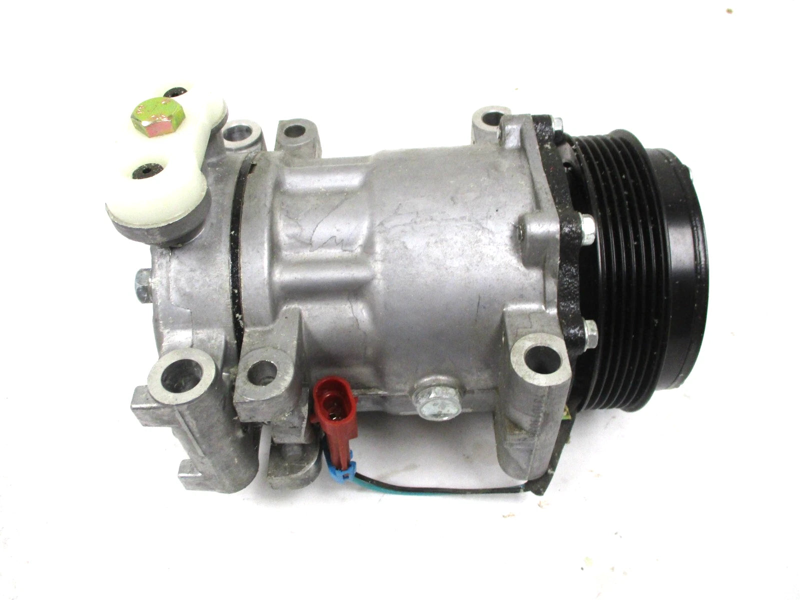 Omega AC Compressor New 15-21742 Delco Chevy GMC Kodiak Topkick