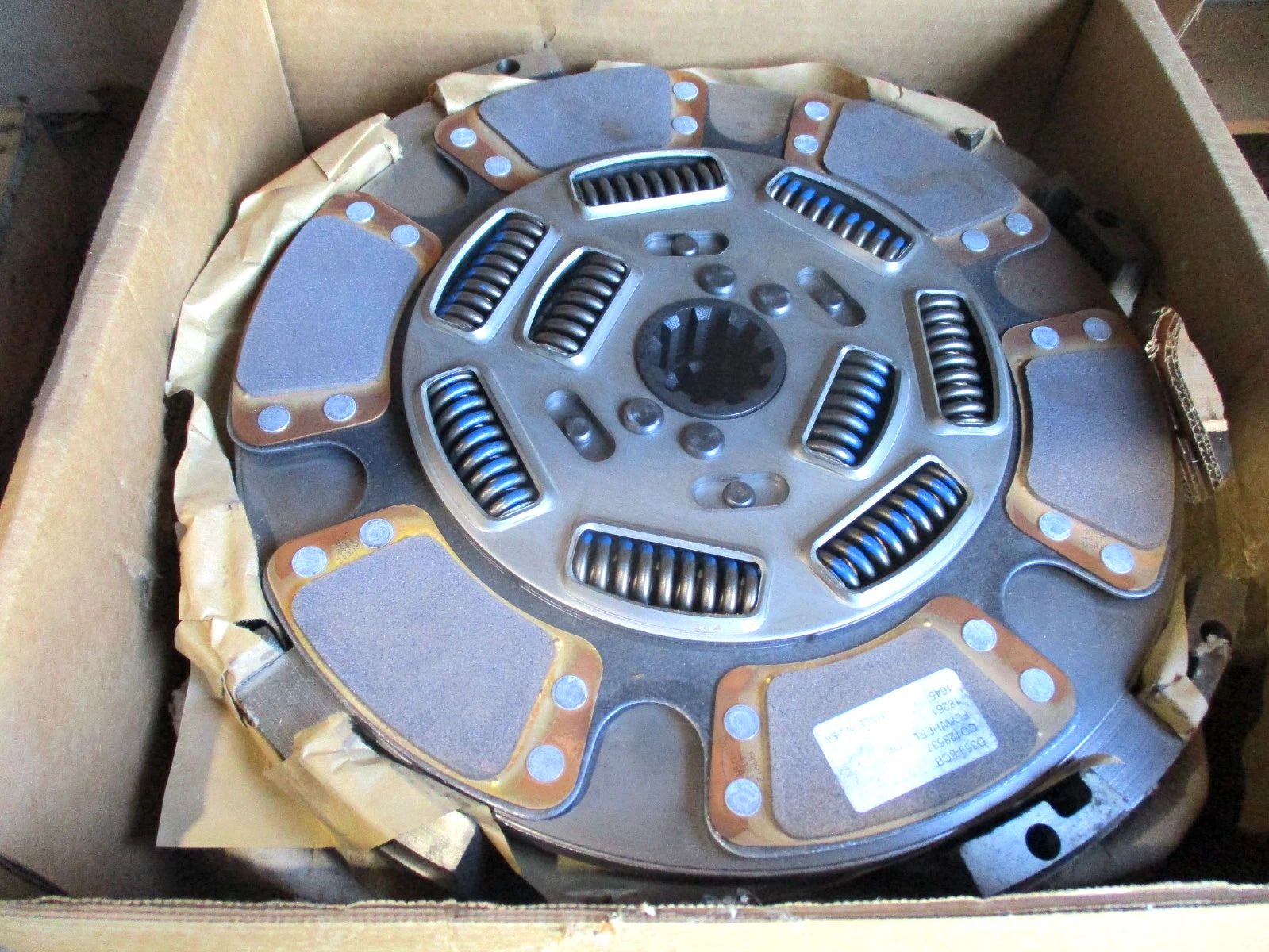 Otr 15.5" HD Clutch for Mack Self Adjusting 9-SPRING 2"-10 Spline