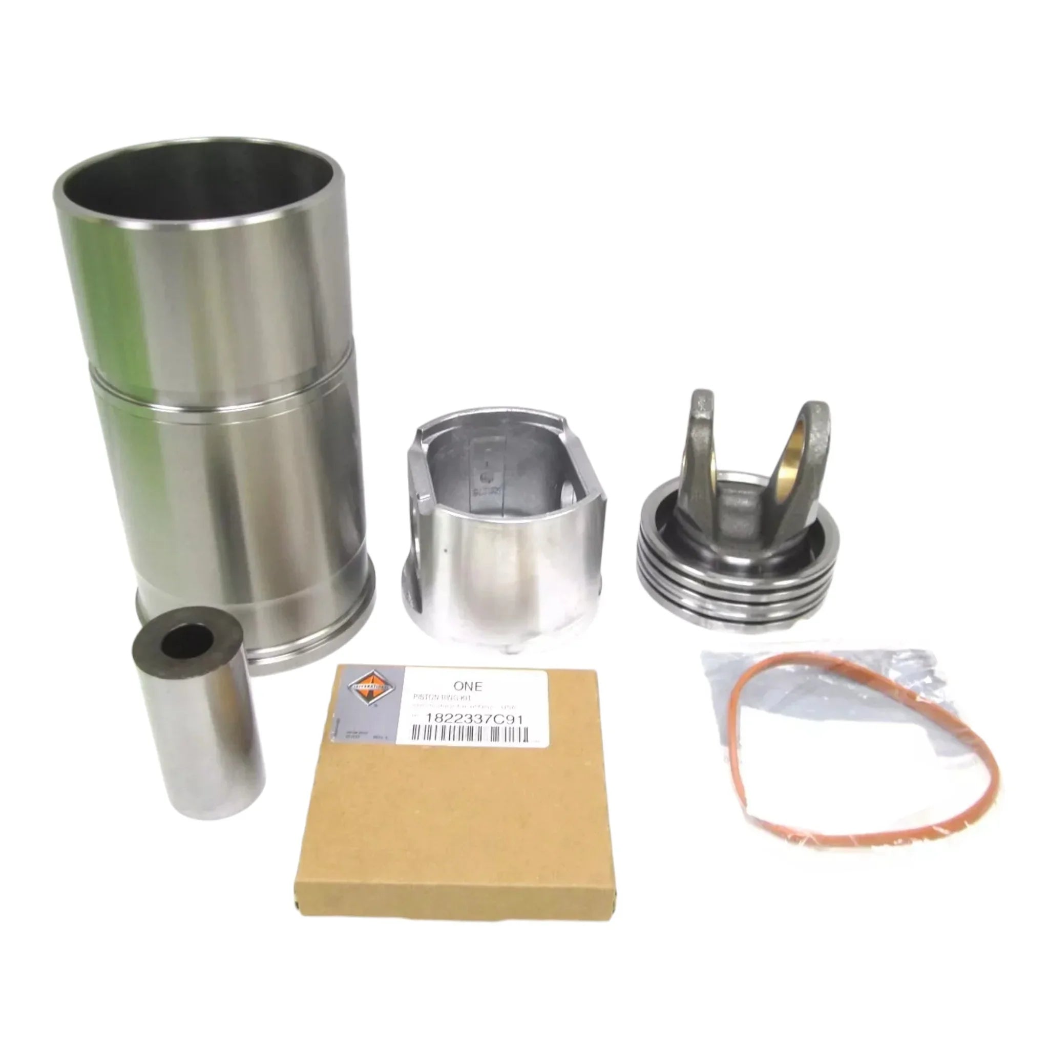 1824757C94 Genuine International Piston Sleeve And Ring Kit