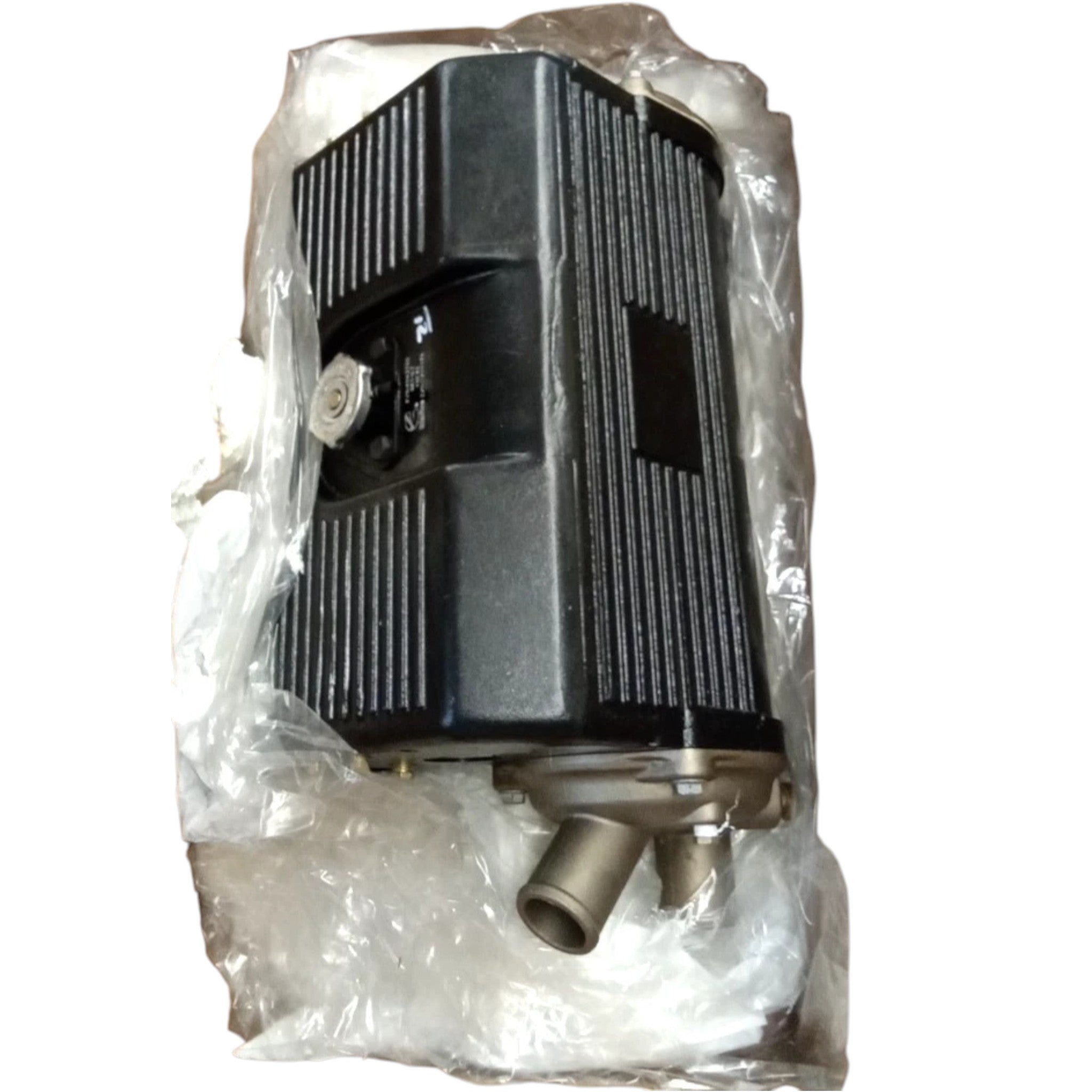 3966252 Genuine Cummins Heat Exchanger