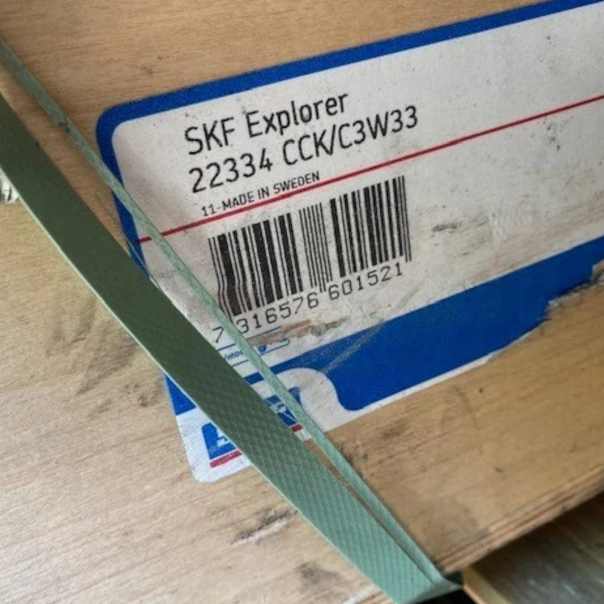 22334CCK/C3W33 Genuine SKF Spherical Roller Bearing