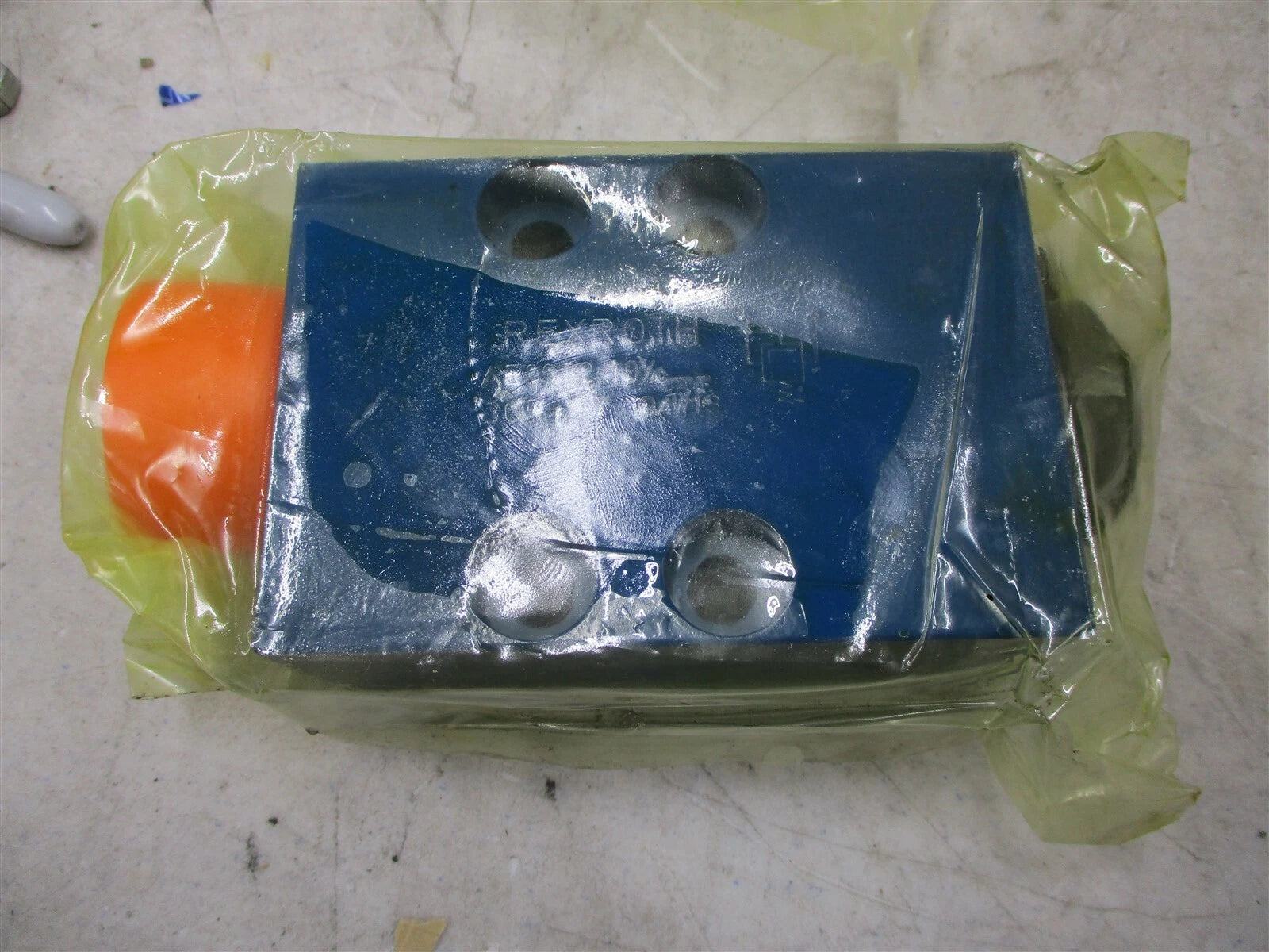 New Fits Case 220B Excavator Attachement Check Valve Bosch Rexroth
