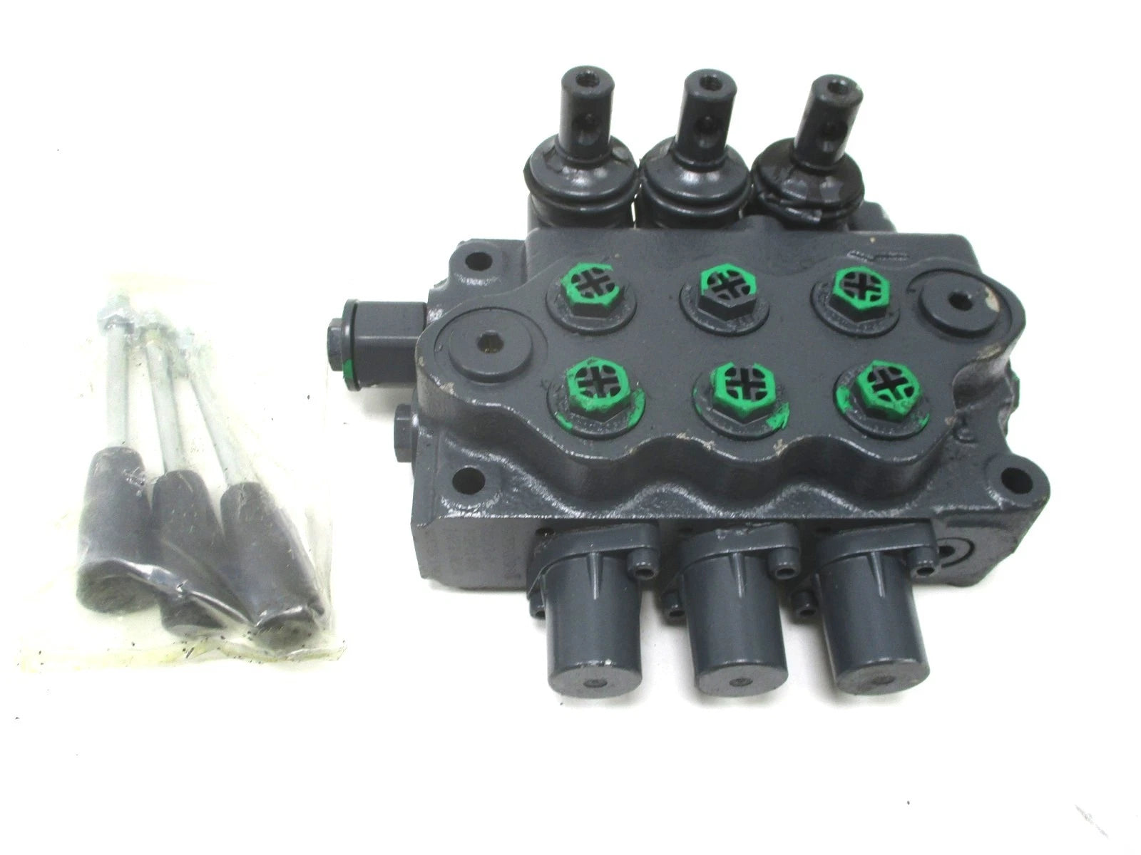 Genuine Kubota 3-SPOOL Control Valve L9433A L35