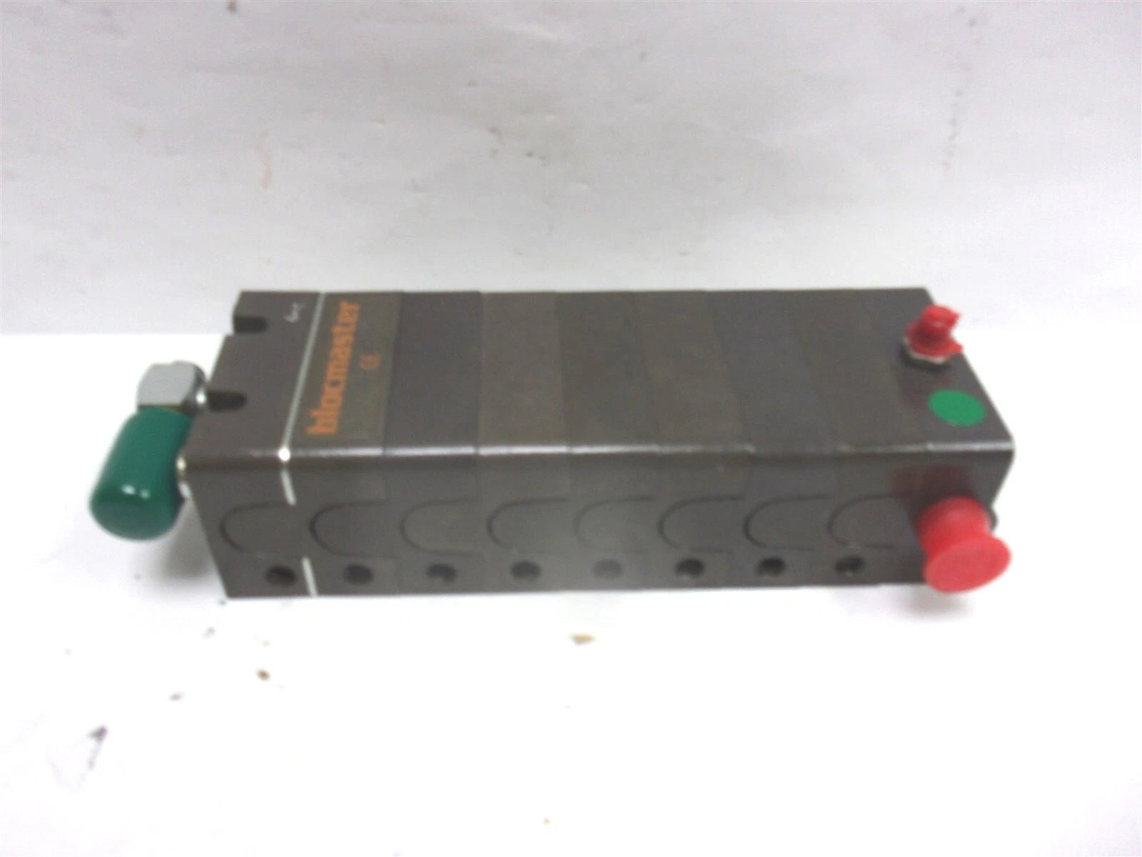 Genuine Fits CNH Manifold BB940P BB940R BB940S BB960R BB960S