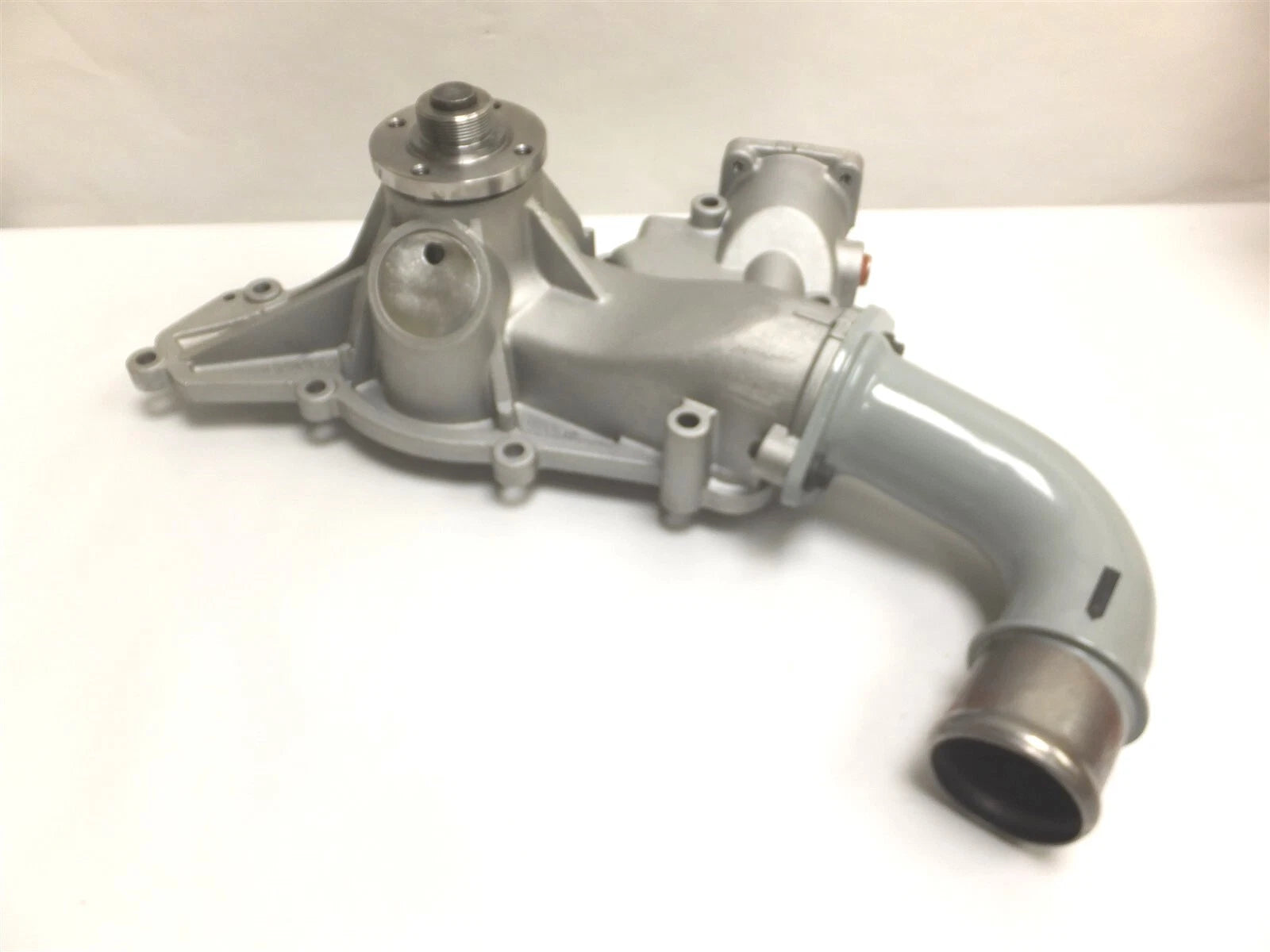 Delphi Engine Water Pump for Ford 1996-2002 7.3L Diesel