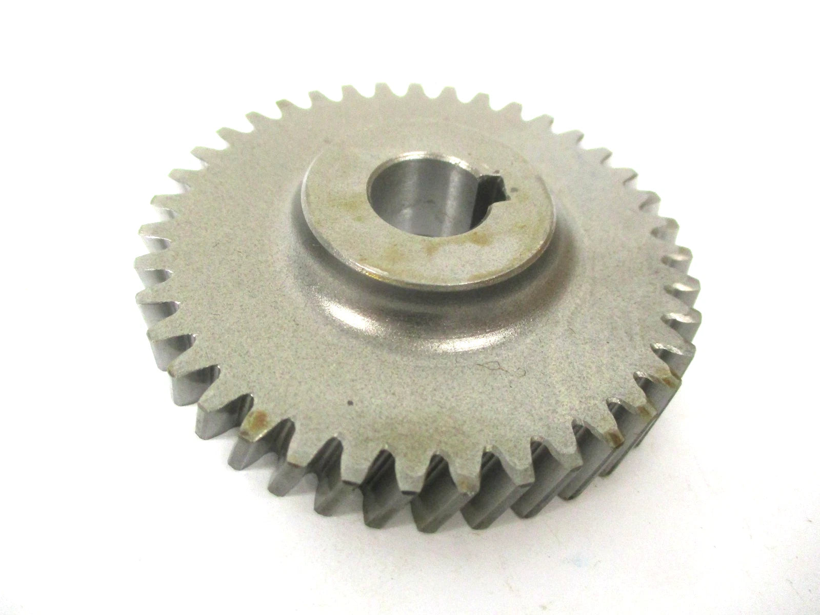 Genuine Kubota Oil Pump Drive Gear 2 L3750 L4150 M4000 M4050 M4500+