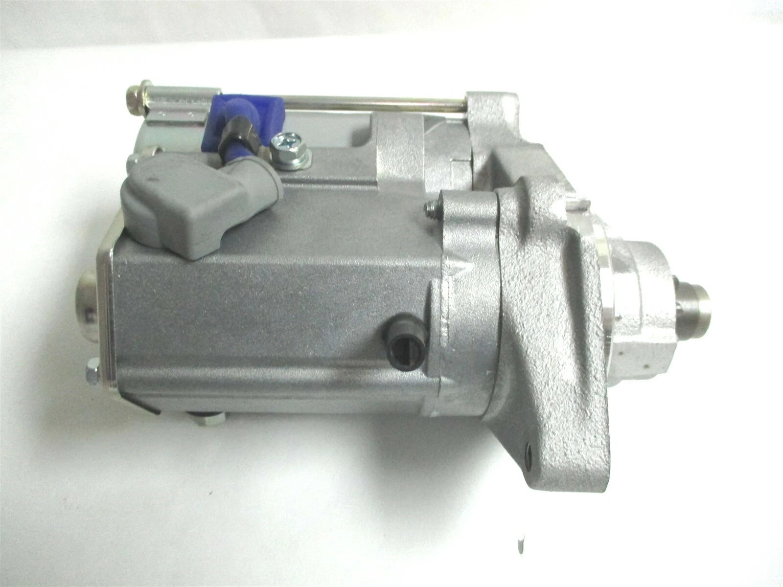 Genuine OEM Kubota Starter Assembly Denso 128000-8601 OC60 12v